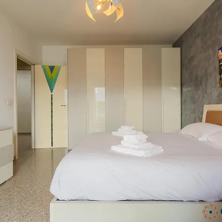 Appartement Fronte Mare By Apulia Bari