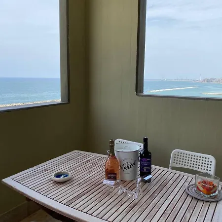 Apartment Fronte Mare By Apulia *