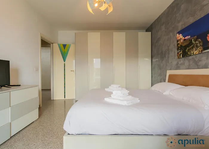 Appartement Fronte Mare By Apulia Bari